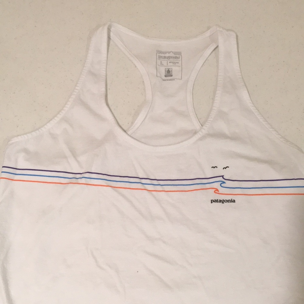 Patagonia razorback white tank.